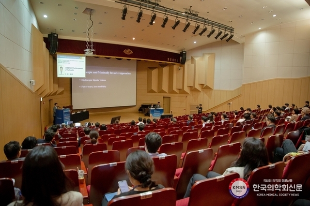 2025년 5월 15일, 16일 양일간 계명대학교 의과대학 및 동산병원에서 대한성형외과학회의 ‘2025년 제14차 기초재건성형 학술대회 (The 14th Research and Reconstruction Forum)’가 개최되었다